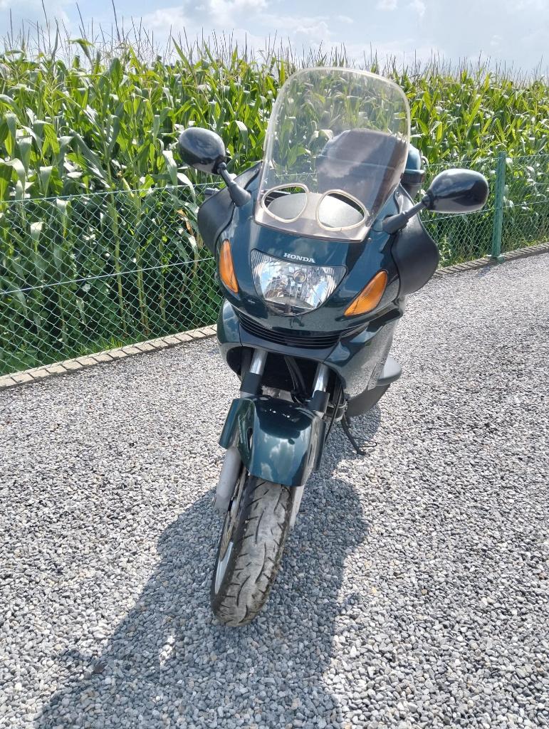 Honda Deauville, Motoren, 2 cilinders, Occasion, Motorrijbewijs A, Particulier
