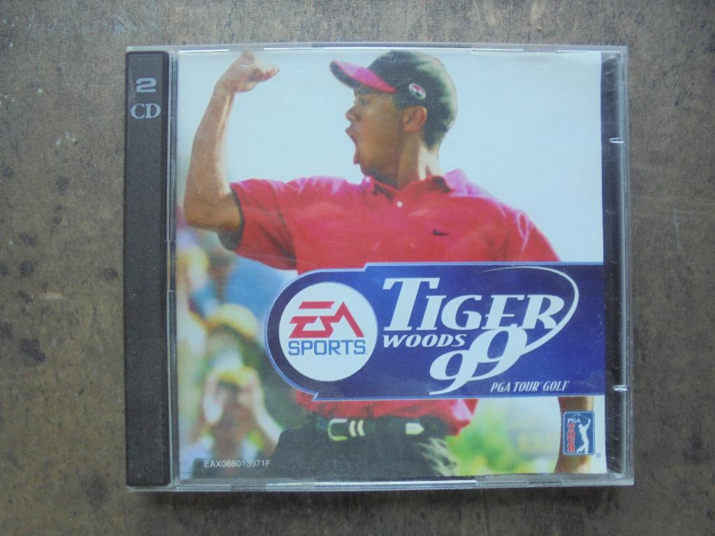 Tiger Woods 99 PGA Tour Golf voor PC (zie foto's), 1 joueur, Utilisé, À partir de 3 ans, Sport