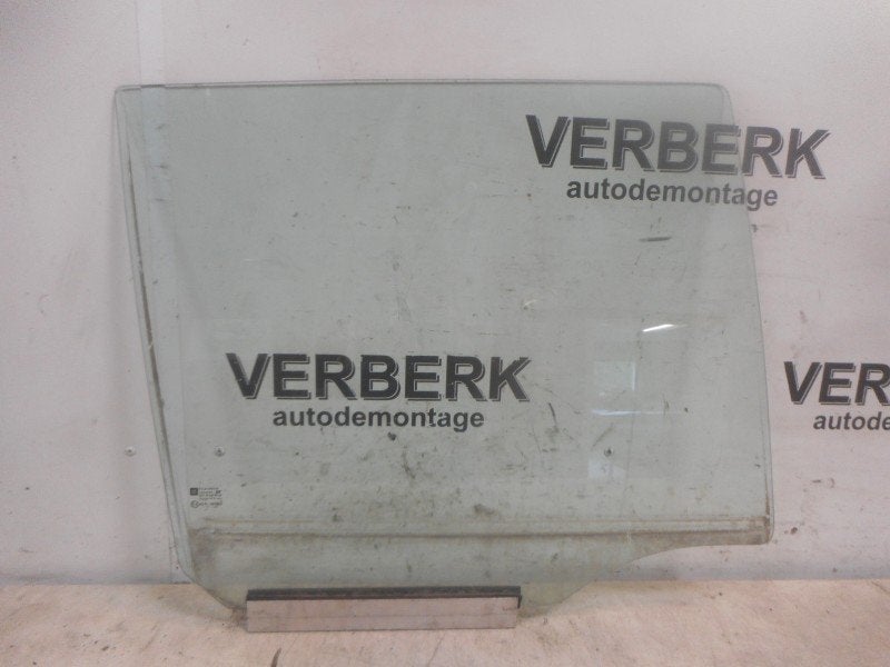 VITRE ARRIERE DROITE Opel Zafira (F75) (01-1998/07-2005), Opel, Opel Automobile GmbH, Utilisé, Kontakt-opel@opel.com