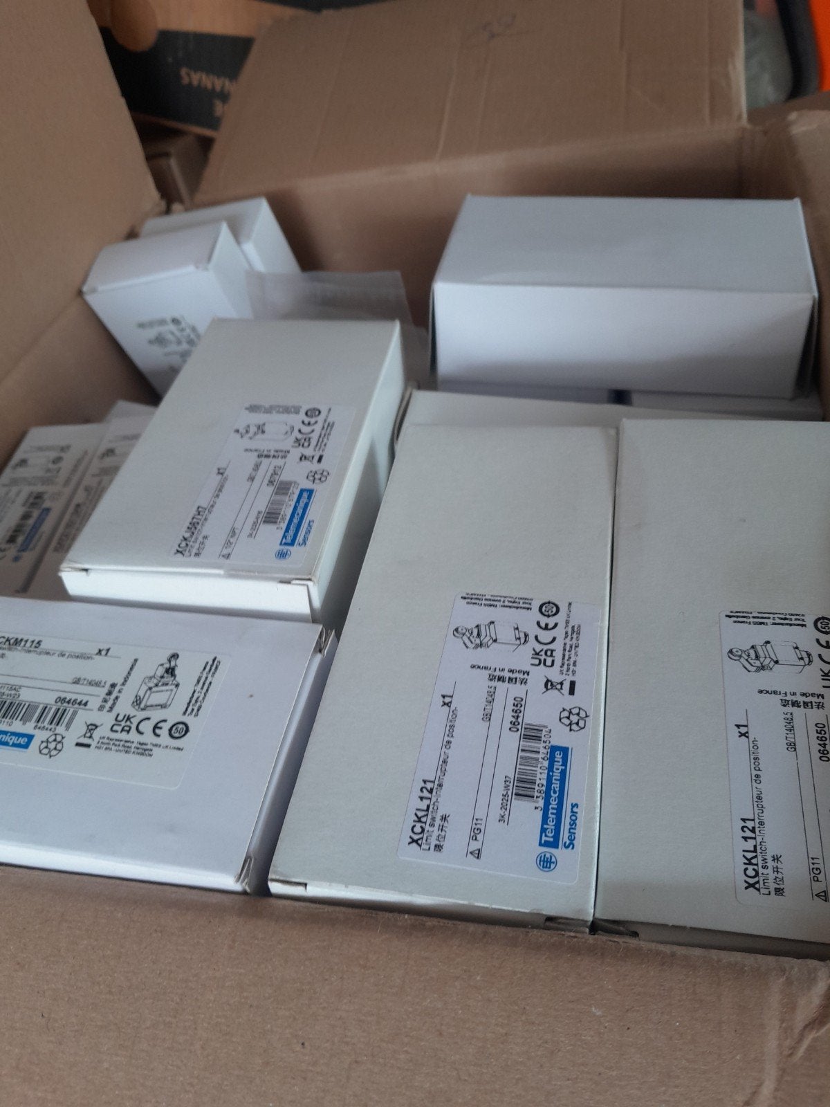 groot lot telemecaniqeu nieuw, Doe-het-zelf en Bouw, Elektriciteit en Kabels, Ophalen, Nieuw