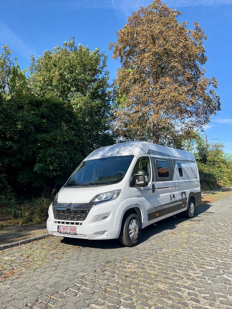 Elios 63 FAMILY – bijna nieuw + volledige inboedel, Caravans en Kamperen, Overige merken, Buscamper of Camperbus, Buitenlamp, Overige merken