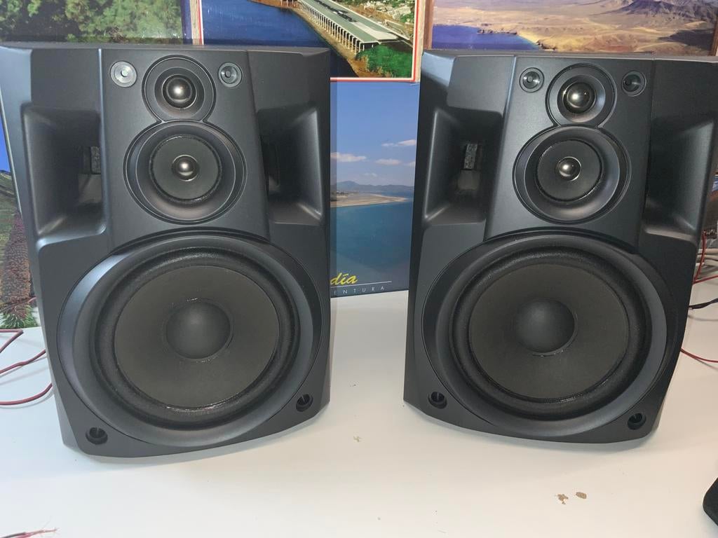 ENCEINTES JVC SP-D401 80 WATTS 3 VOIES SON PUISSANT, TV, Hi-fi & Vidéo, Enlèvement, Comme neuf, JVC