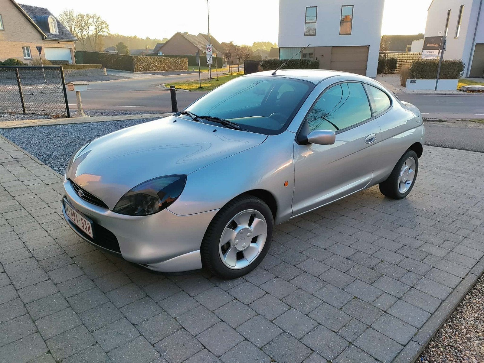 Ford Puma 1.7 Steve MCQueen first edition Nr.203/300, Auto's, Voorwielaandrijving, Stof, Puma, Electronic Stability Program (ESP)