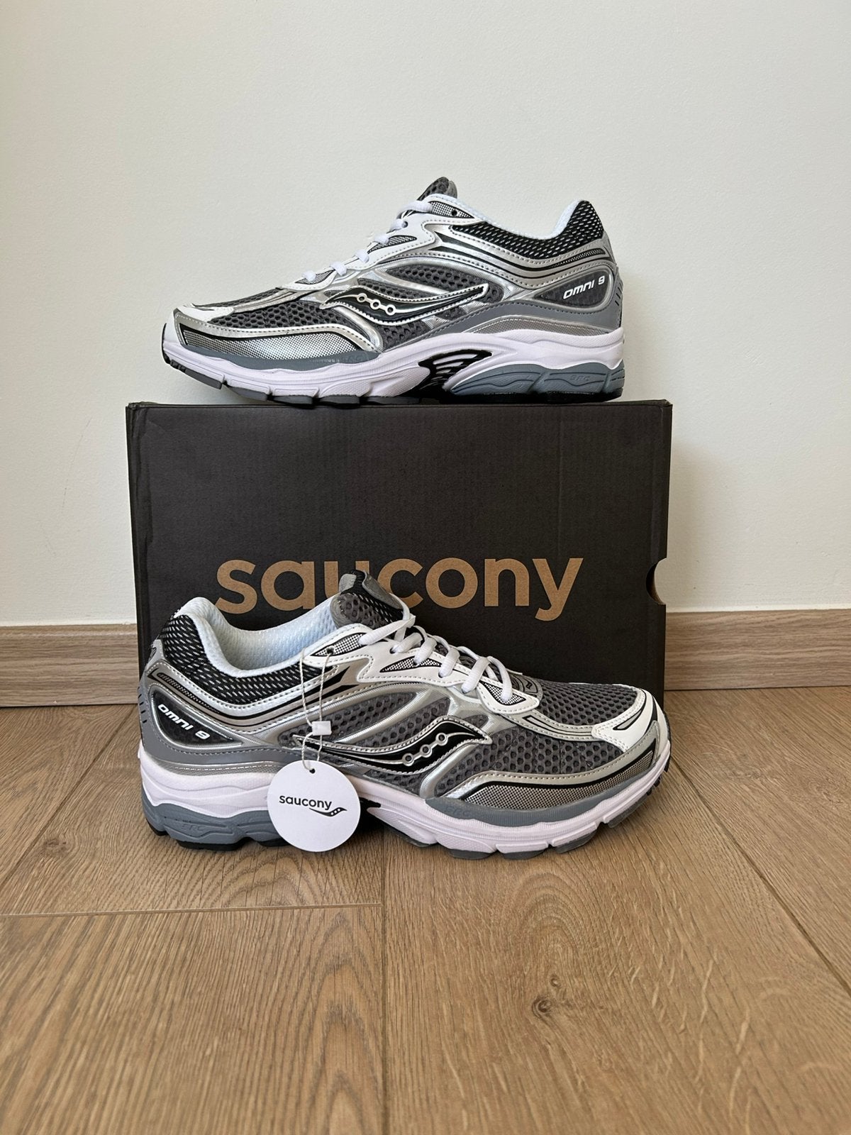 Saucony Omni 9, Enlèvement ou Envoi, Neuf