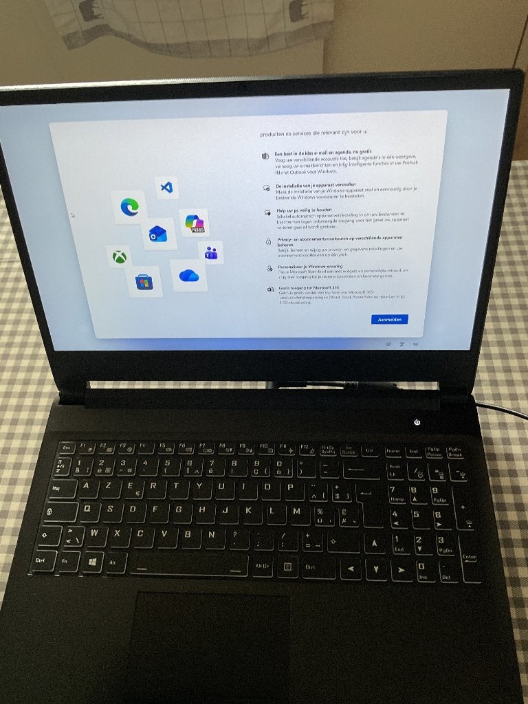 game laptop Medion, Computers en Software, Windows Laptops, Ophalen, 15 inch, Zo goed als nieuw, Gaming
