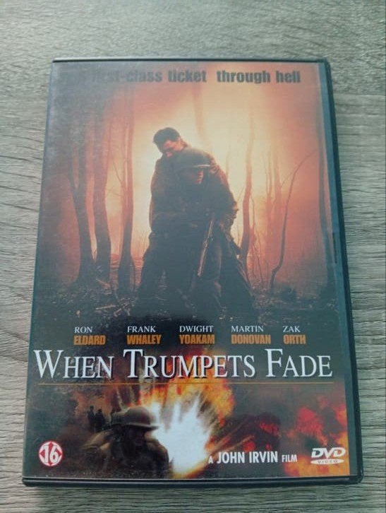 Quand les trompettes s'effacent, DVD de guerre, Ron Feldard, CD & DVD, DVD | Action, Enlèvement ou Envoi, À partir de 16 ans, Anglais