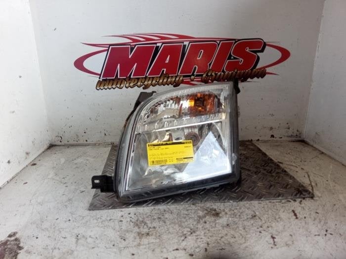 Phare gauche d'un Ford Fusion, -, -, 3 mois de garantie, -