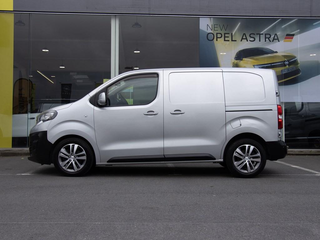 Peugeot Expert 2.0 Blue HDi 180pk|CAMERA|NAVIGATIE|AUTOMAAT, Automaat, Monovolume, https://public.car-pass.be/vhr/661bfa13-4df0-4d1a-bf0e-009ad4afcaed