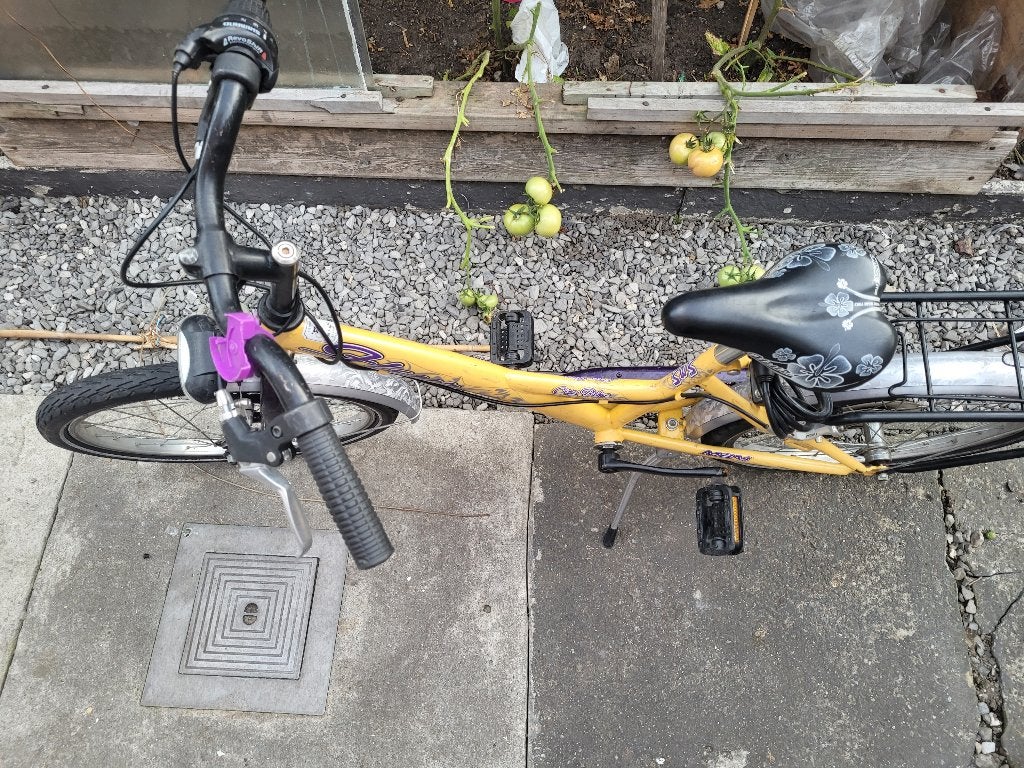 Meisjesfiets met versnellingen en staander, Fietsen en Brommers, Ophalen, Gebruikt, 16 inch, Versnellingen