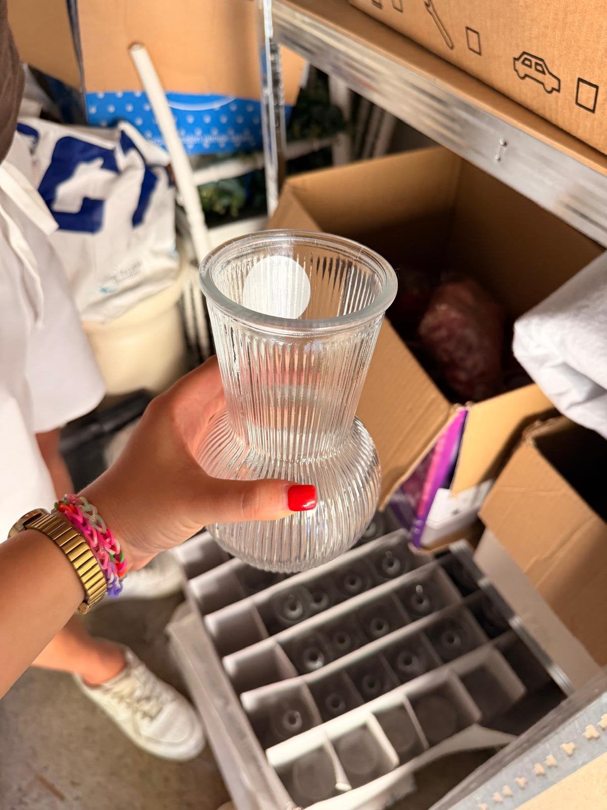 Vase de decoration, Offres d'emploi