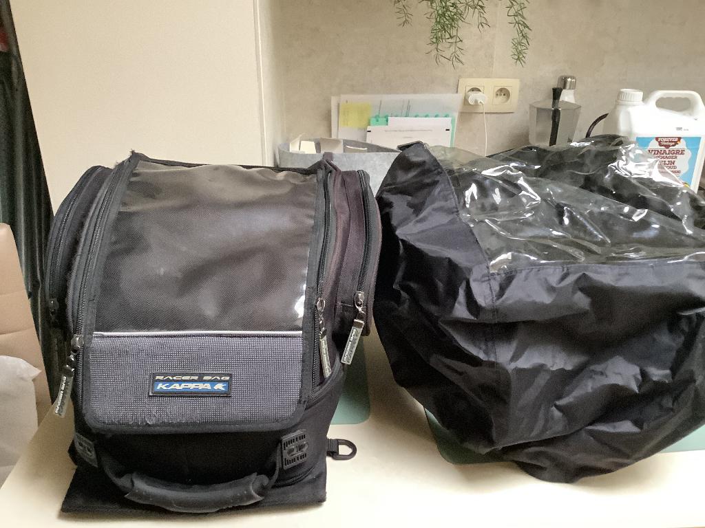 Sac bidon moto, Enlèvement, Utilisé