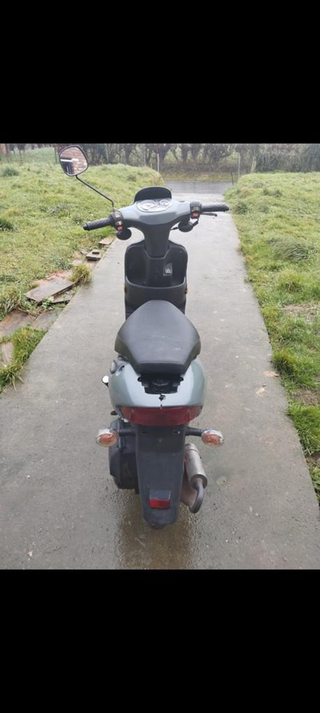 A redémarrer permis B 11000klm, Fietsen en Brommers, Scooters | Peugeot, Ophalen