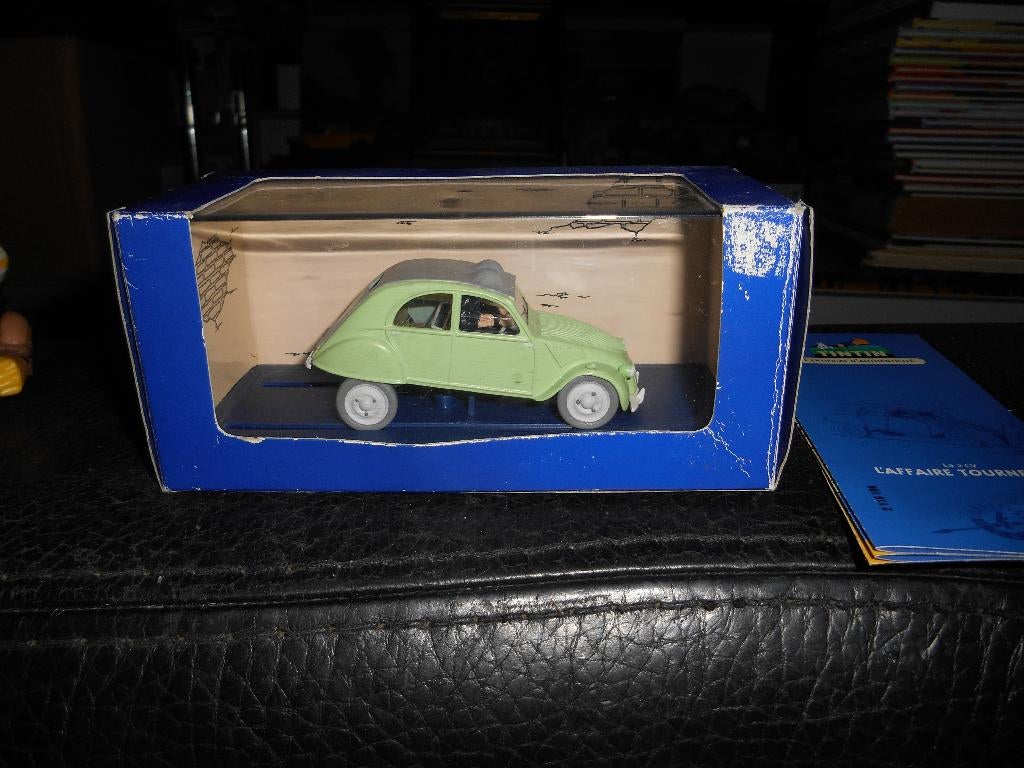 Voiture Tintin 6 avec certificat, Enlèvement ou Envoi, Tintin