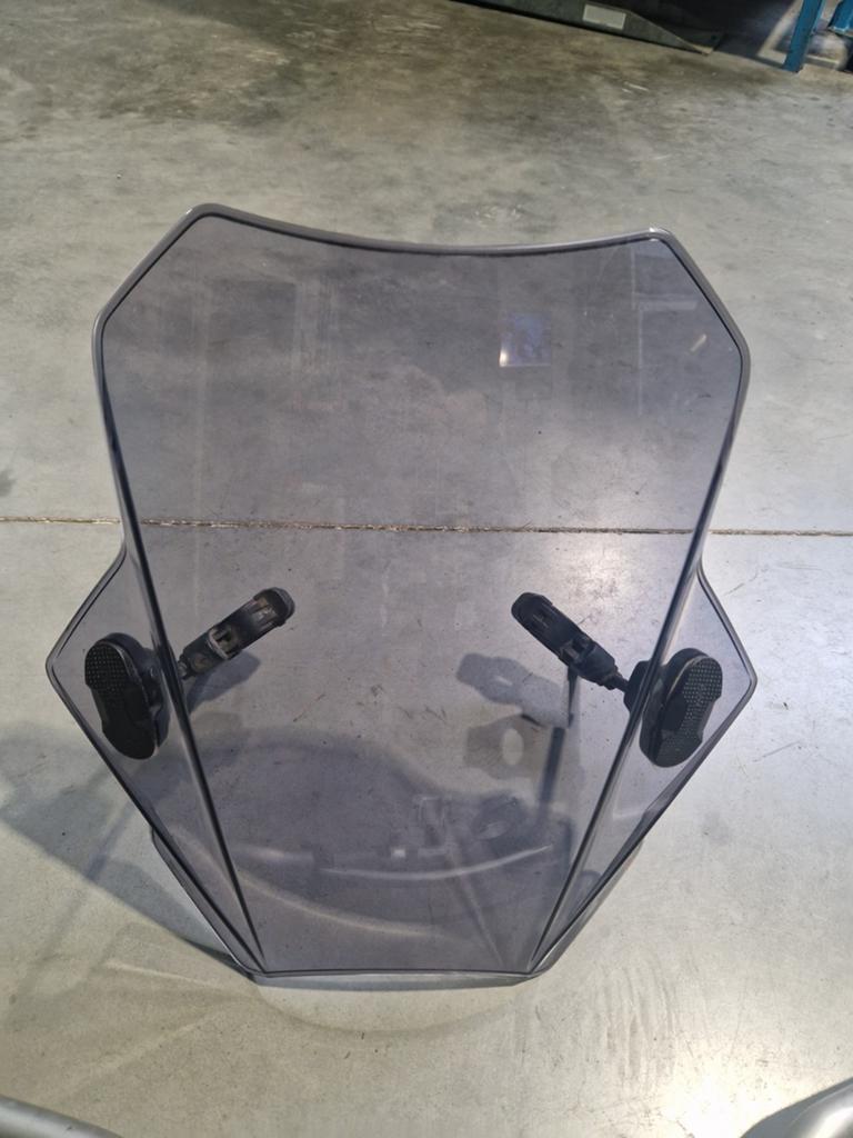 Pièces pour Ducati Scrambler, Enlèvement
