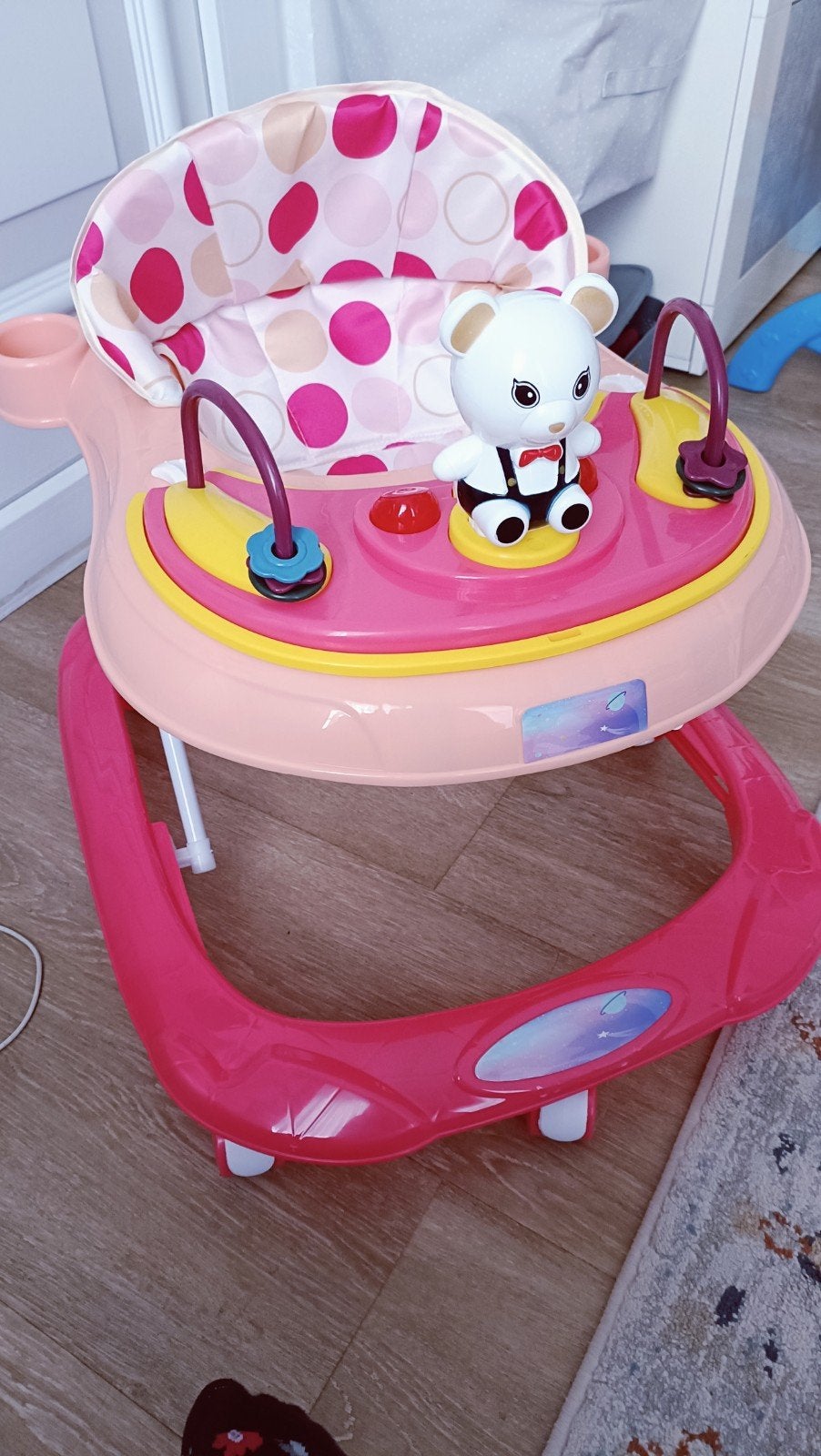 trotteur bébé, Enfants & Bébés, Enlèvement, Neuf, Fille