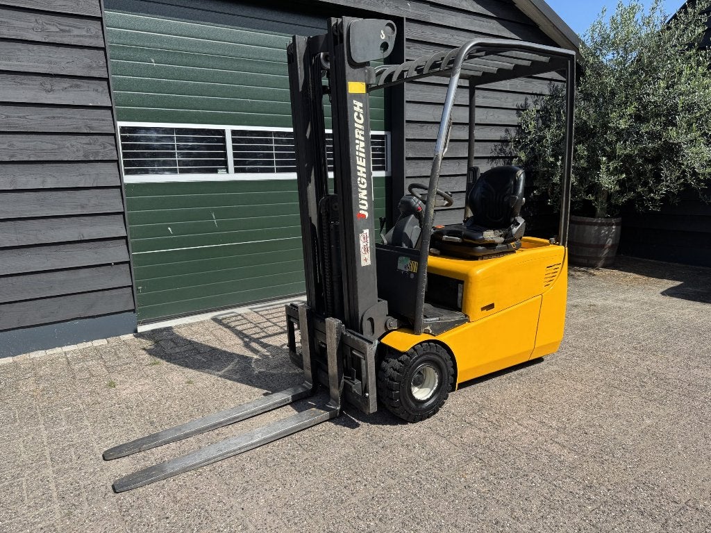Jungheinrich 1500 kg vorkheftruck / elektrische heftruck, Ophalen