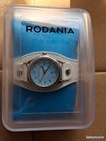 montre femme marque RODANIA, Ophalen, Zo goed als nieuw