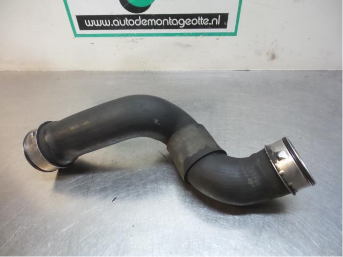 Tuyau intercooler d'un Mercedes C-Klasse (C-Klasse 00-), 3 mois de garantie, Utilisé, -, -