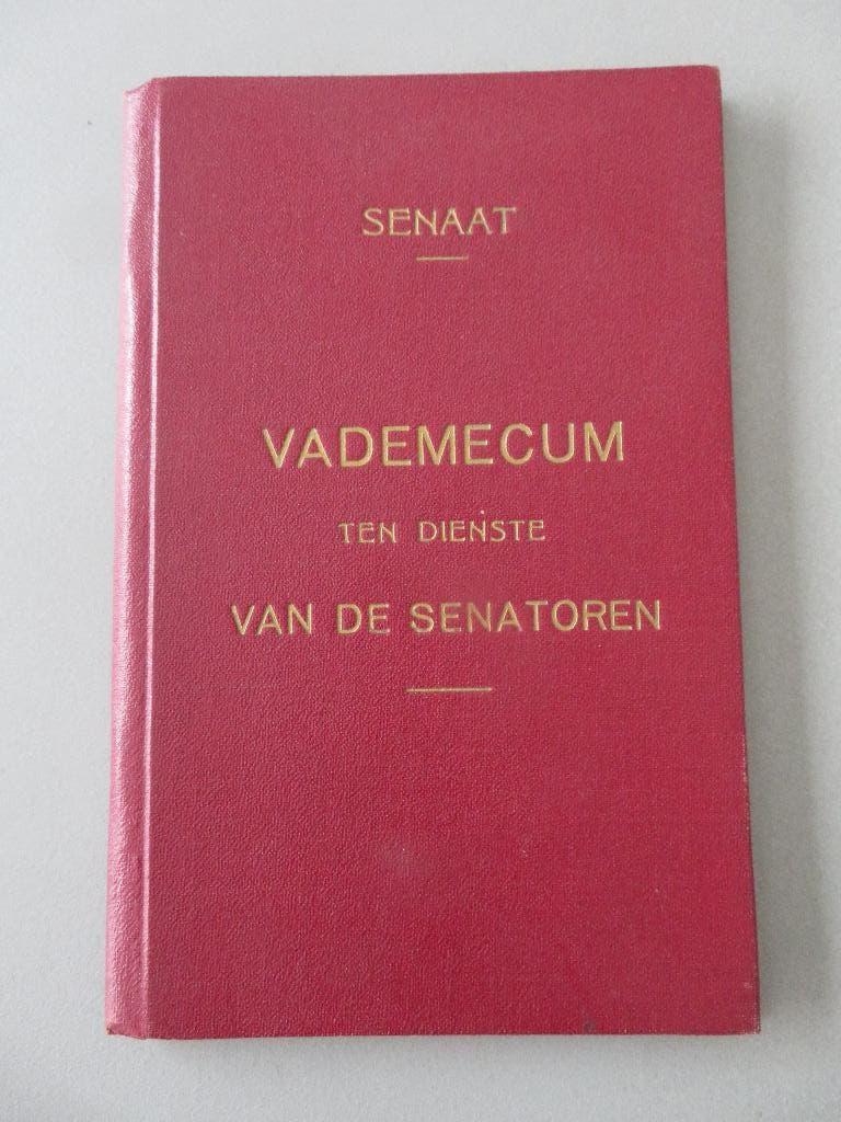 oud boekje Senaat Vademecum ten dienste van Senatoren, Boeken, Verzenden, Zo goed als nieuw, Politiek en Staatkunde
