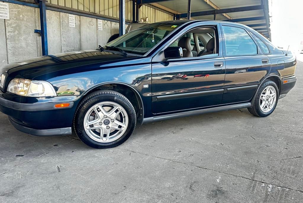 Volvo S40* 1.8i Benzine* 114.000km* 19999* Clim* Cuir, Auto's, Volvo, 4 cilinders, Zwart, 5 deurs, 85 kW