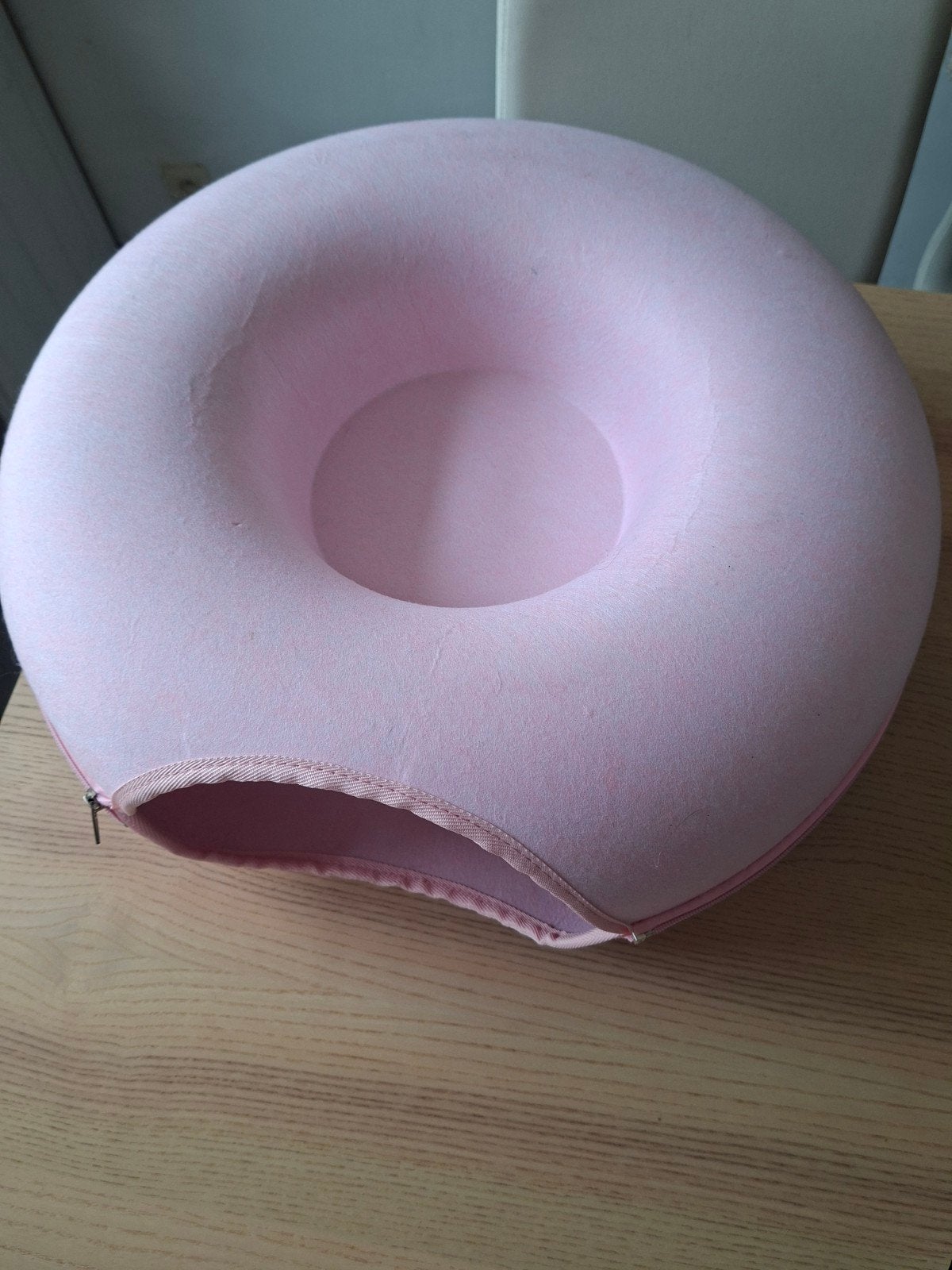 Feutre beignet pour chat 50 cm, avec des traces d'usure, Enlèvement, Feutre