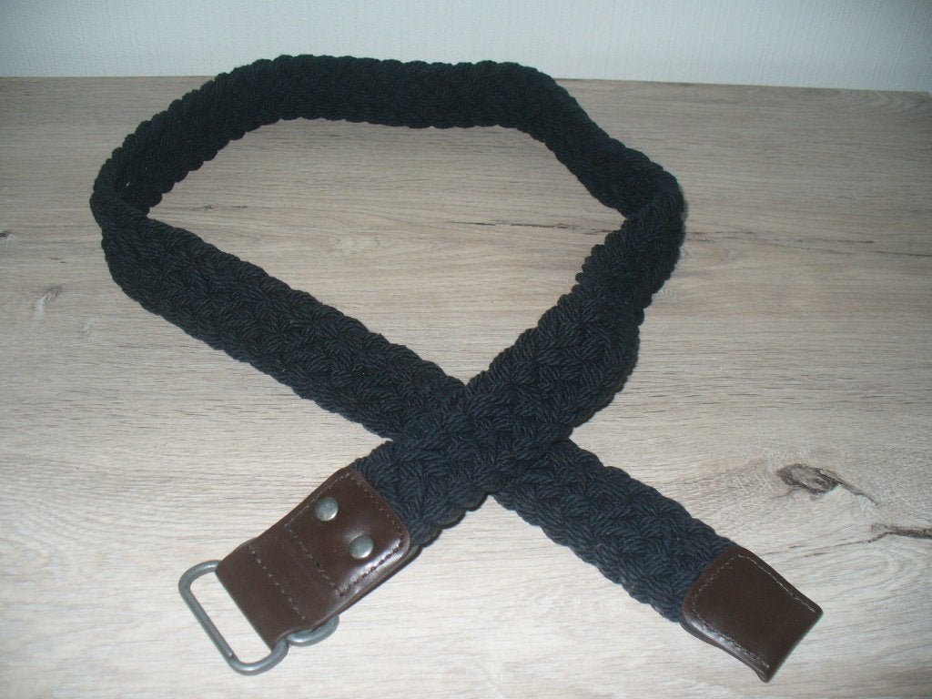 Donkerblauwe riem, Kleding | Dames, Ophalen of Verzenden, Zo goed als nieuw, Overige kleuren