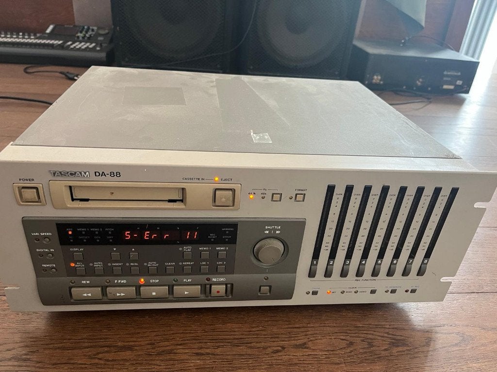 TASCAM DA-88, Ophalen, Enkel, Overige merken