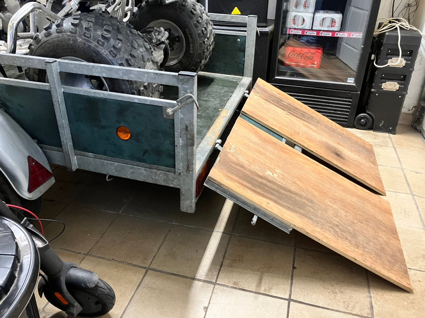 Aanhangwagen 2-130, Ophalen, Zo goed als nieuw