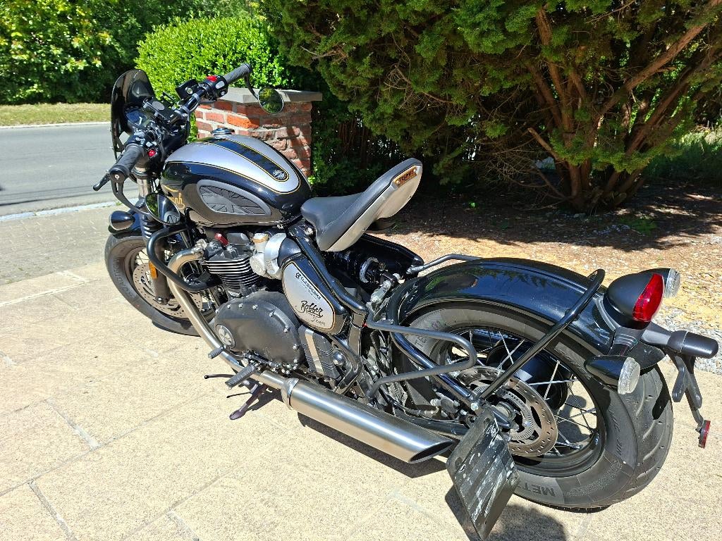 Triumph BobberBonneville série ICON 08/2025 seulement 600km, Motoren, 2 cilinders, Nieuw, ABS, Particulier