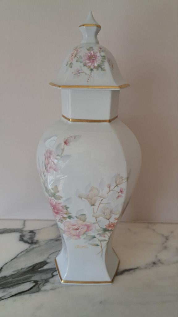 Vaas limoges-porselein. H:38 cm., Ophalen, Zo goed als nieuw