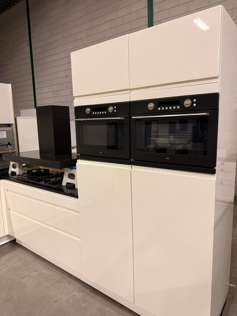 Complete Moderne Hoekkeuken Hoogglans + ATAG + GEDEMONTEERD, Zwart, Hoekkeuken, Graniet of Steen, Ophalen of Verzenden