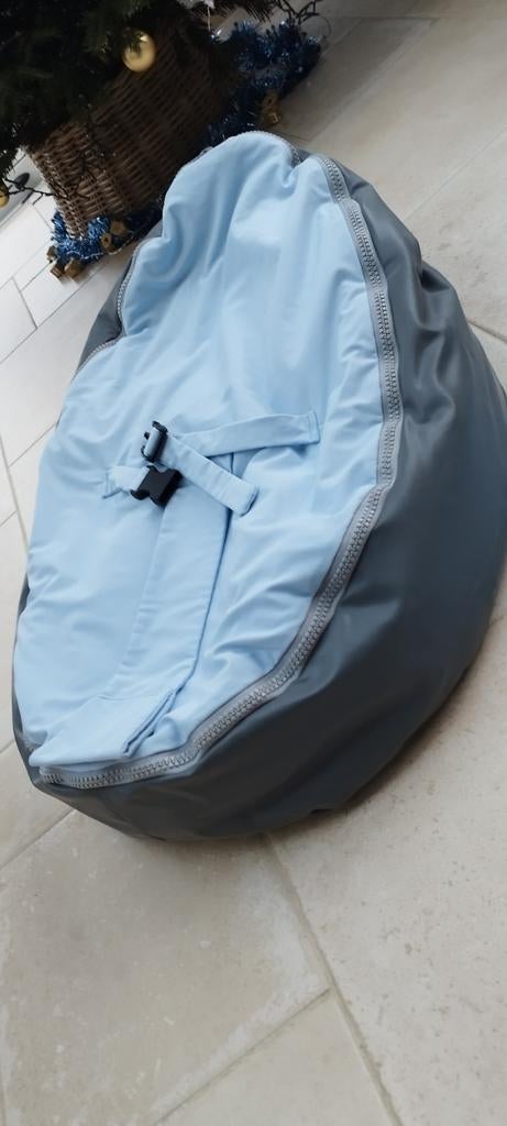 Doomoo pouf bébé en très bon état, Enlèvement, Utilisé, Avec ceinture(s)