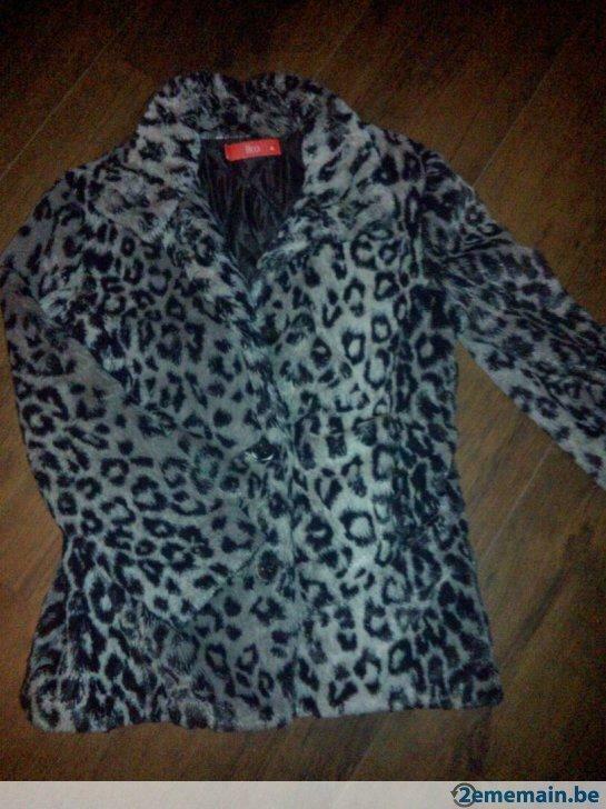 Veste fourrure IKO 6/8ans, Utilisé, Manteau