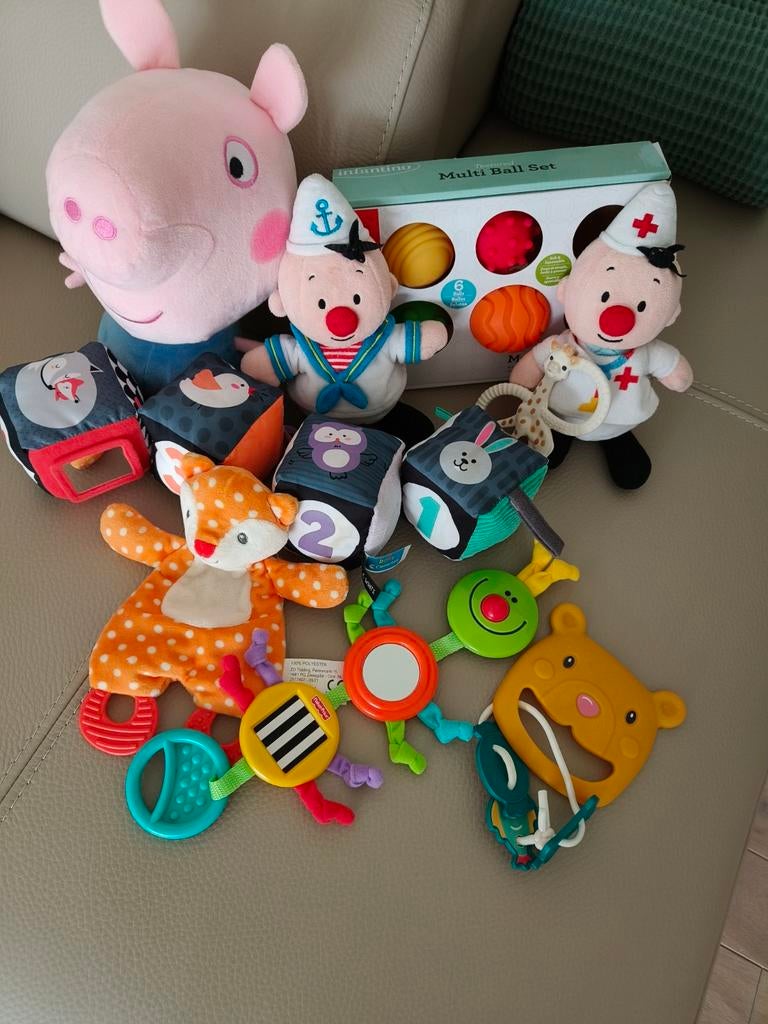Baby hebbedingetjes, Ophalen of Verzenden, Zo goed als nieuw, Met geluid