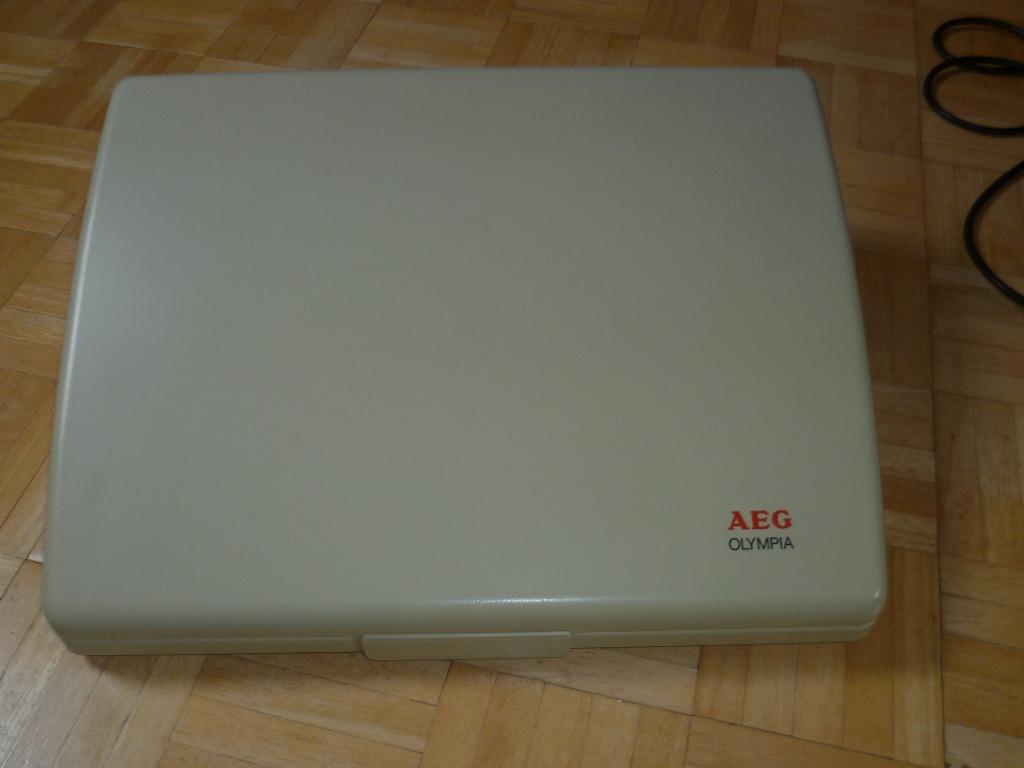 Elektronische typmachine AEG, in koffer voor €22!, Ophalen, Gebruikt