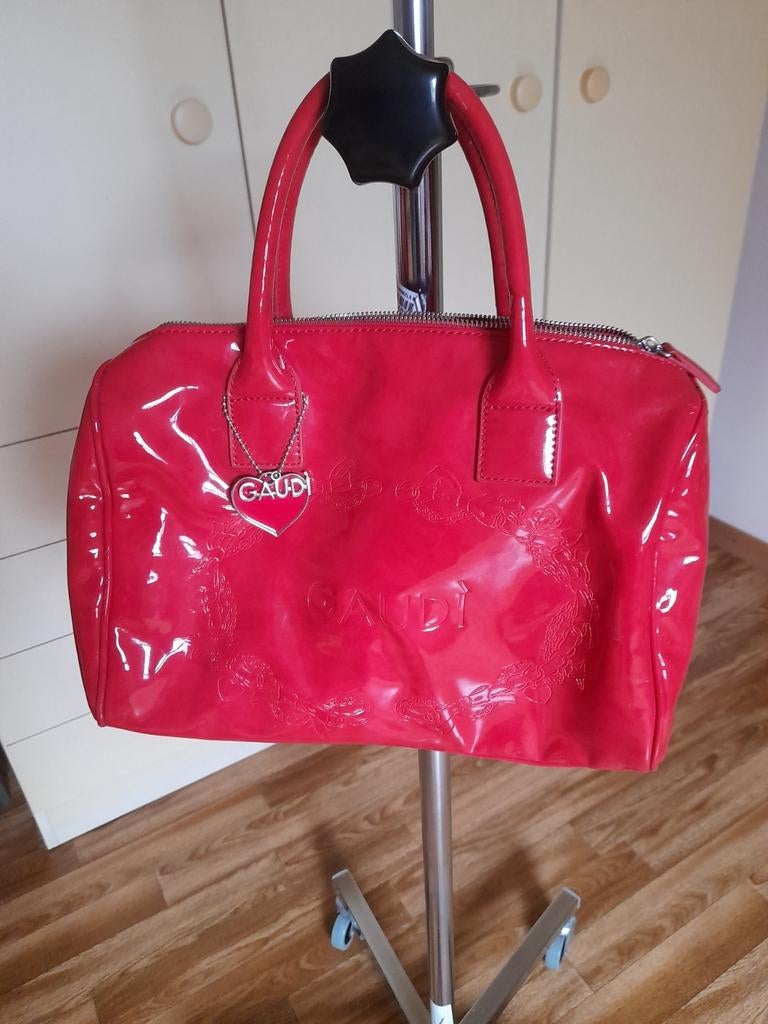Rood laké tasje van Gaudi., Ophalen of Verzenden, Zo goed als nieuw, Rood