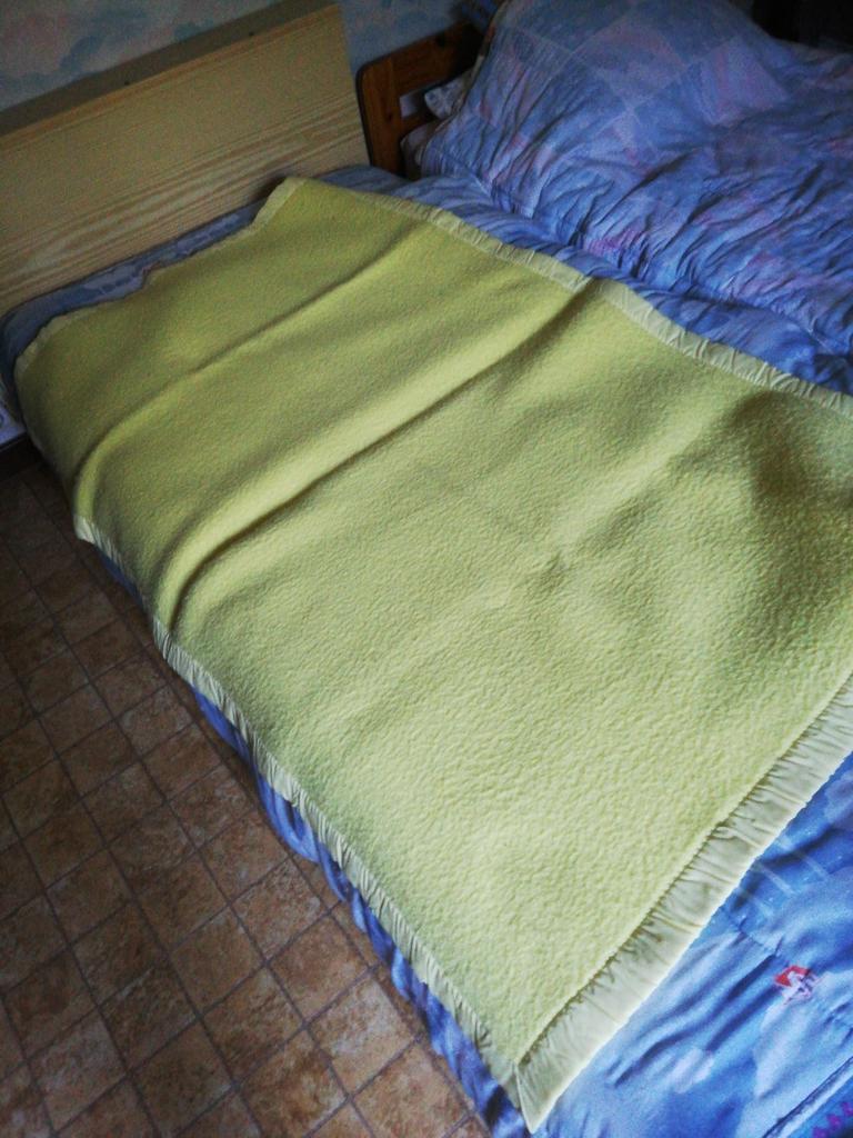 Couverture Orlonet. 158cm sur 100cm., Enlèvement ou Envoi, Comme neuf