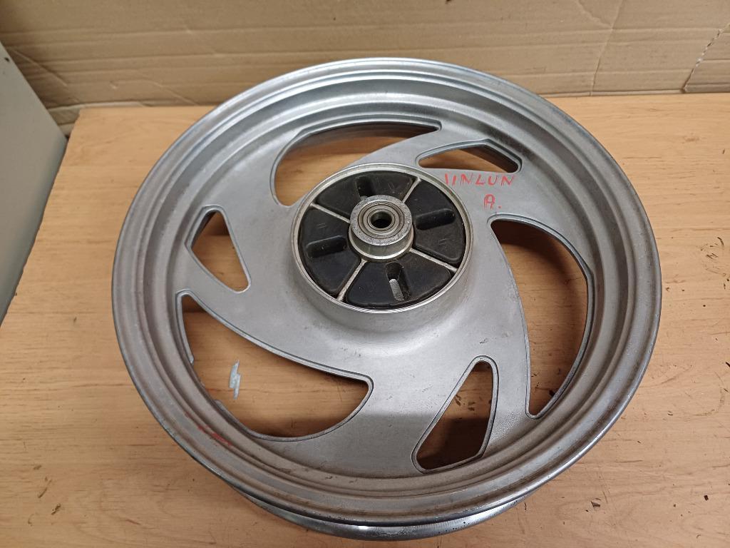 jinlun jl 125 achterwiel velg, Motoren, Ophalen of Verzenden, Gebruikt