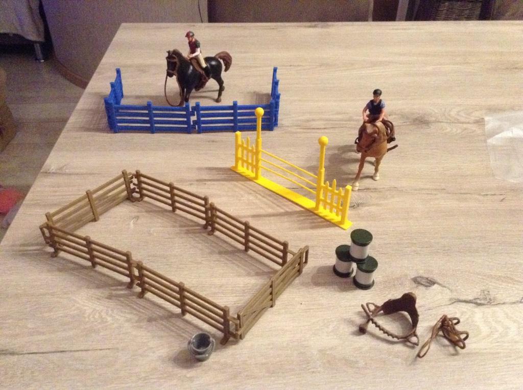 Speelgoed jumping speelset (21 stuks), Kinderen en Baby's, Speelgoed | Actiefiguren, Zo goed als nieuw, Ophalen of Verzenden