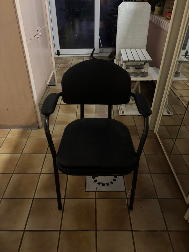 Toiletstoel vermeiren, Ophalen of Verzenden, Zo goed als nieuw