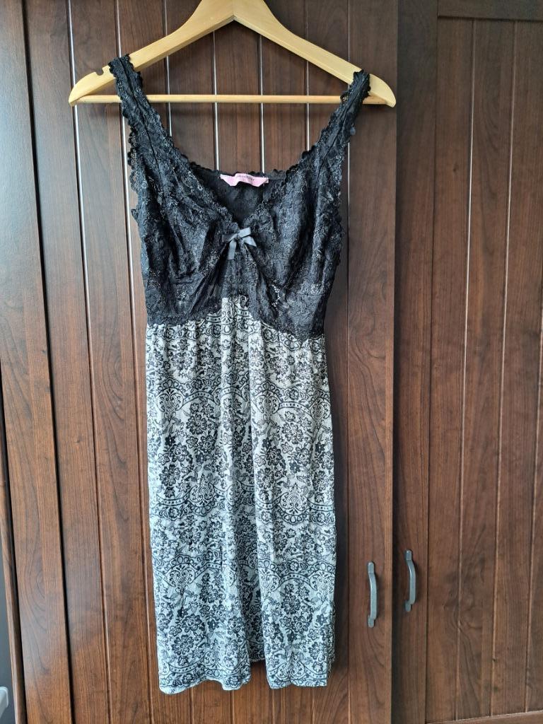 Nachtkleedje Hunkemöller maat L, Hunkemöller, Enlèvement ou Envoi, Noir, Vêtements de nuit