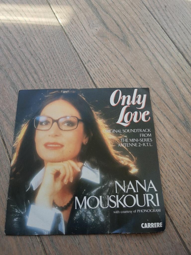Célibataire : Nana Mouskouri, Enlèvement ou Envoi, Comme neuf
