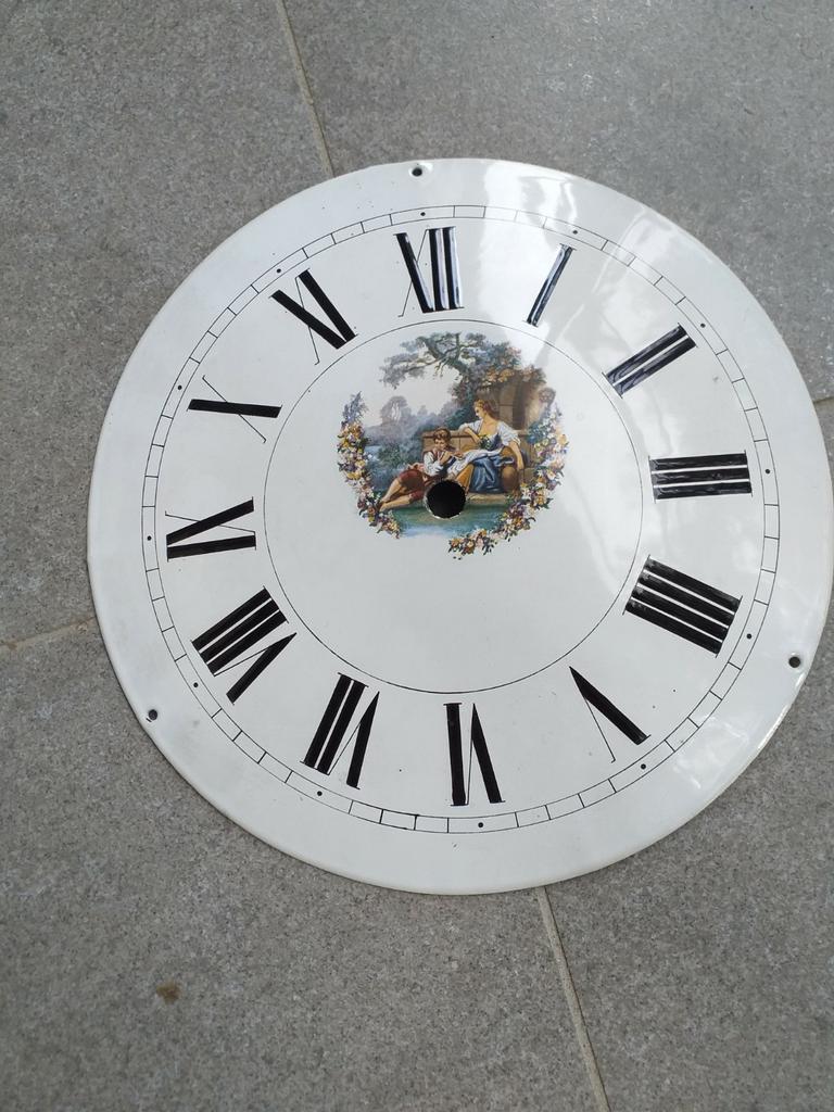 Wijzerplaat voor klok 24cm diam of ruilen voor bladmuziek, Ophalen of Verzenden, Zo goed als nieuw