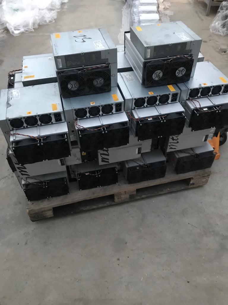 Bitmain Antminer S19 88TH 2850W BTC / Bitcoin Crypto Miner, Enlèvement ou Envoi