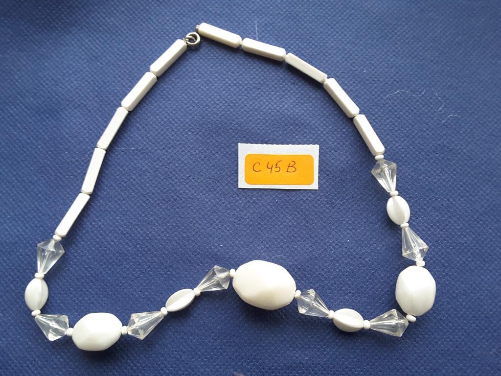 collier fantaisie ras de cou 45 cm blanc et transparent C45B, Bijoux, Sacs & Beauté, Colliers, Enlèvement ou Envoi, Neuf, Blanc