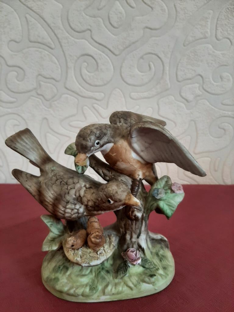 Statue vintage en céramique — nid d'oiseau avec oiseaux (14, Enlèvement ou Envoi, Utilisé