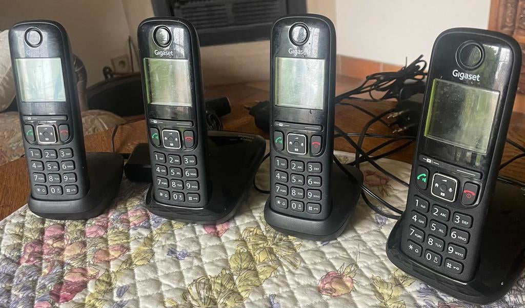 Téléphone Siemens 4 postes, Ophalen, Zo goed als nieuw