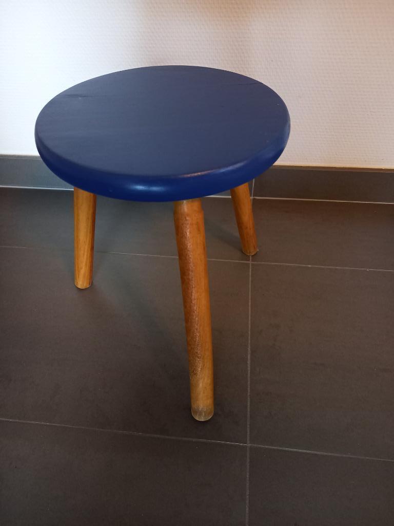 Blauw stoeltje driepikkel, Enlèvement ou Envoi, Utilisé, Autres types