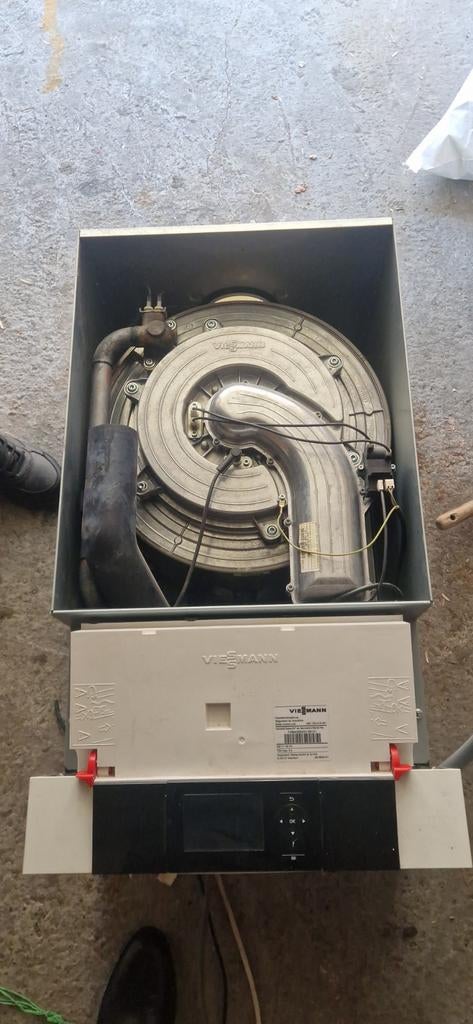 Choudiere vissmaan vitodens 200, Bricolage & Construction, Chauffe-eau & Boilers, Enlèvement ou Envoi