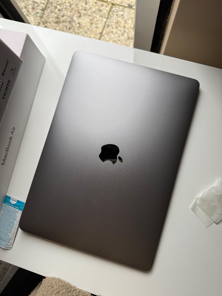 MacBook Air M1 13 “, 256 GB, Comme neuf, 4 Ghz ou plus, Azerty